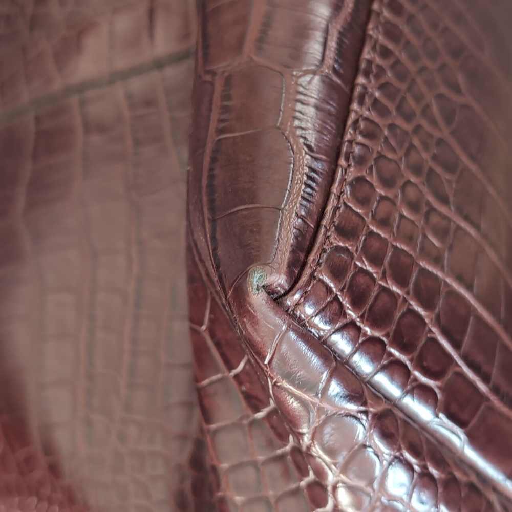 The Limited Large Embossed Tote Bag - Picture 5 of 11